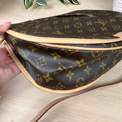 Louis Vuitton Menilmontant GM
