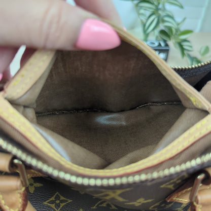 Louis Vuitton Speedy 40 Monogram