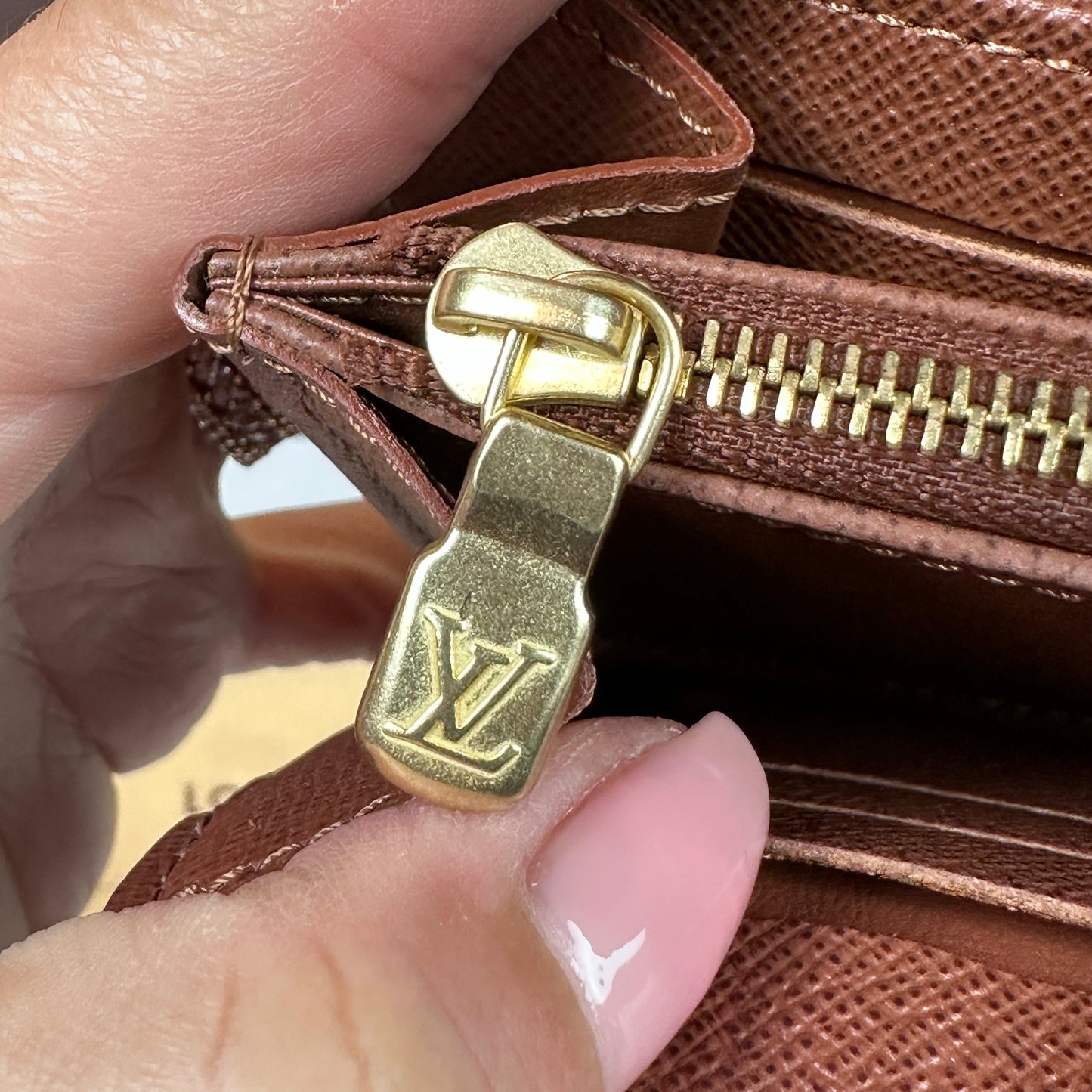 Louis Vuitton Monogram Sarah Wallet New Model