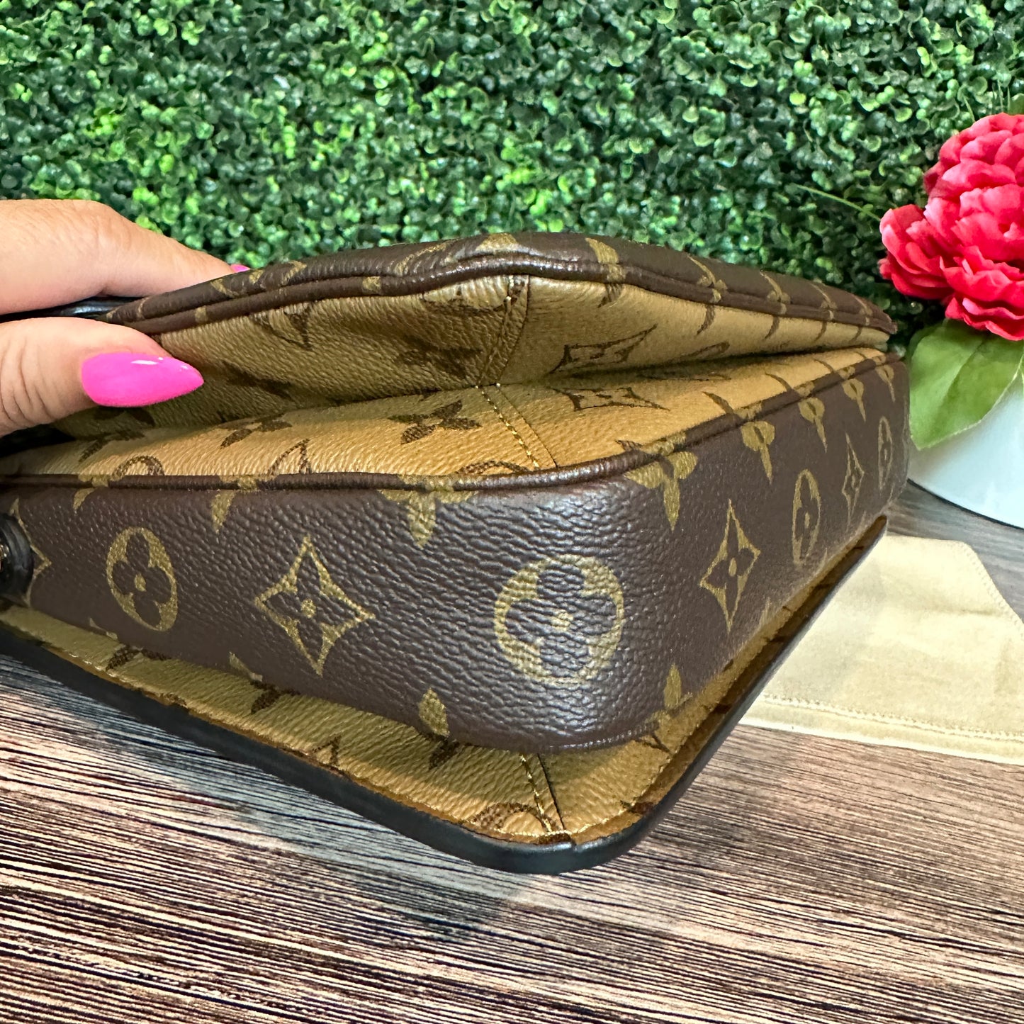 Louis Vuitton Reverse Monogram Pochette Metis