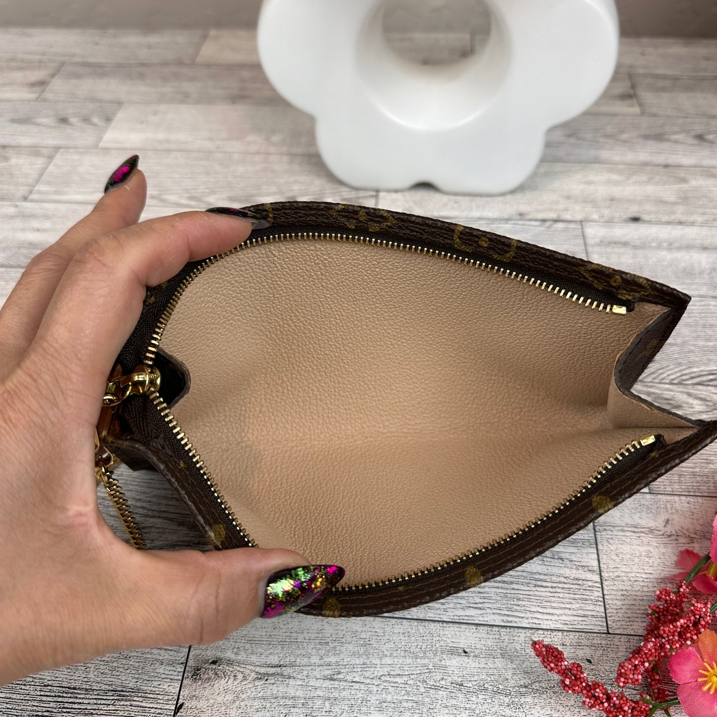 Louis Vuitton Monogram Bucket GM Pouch