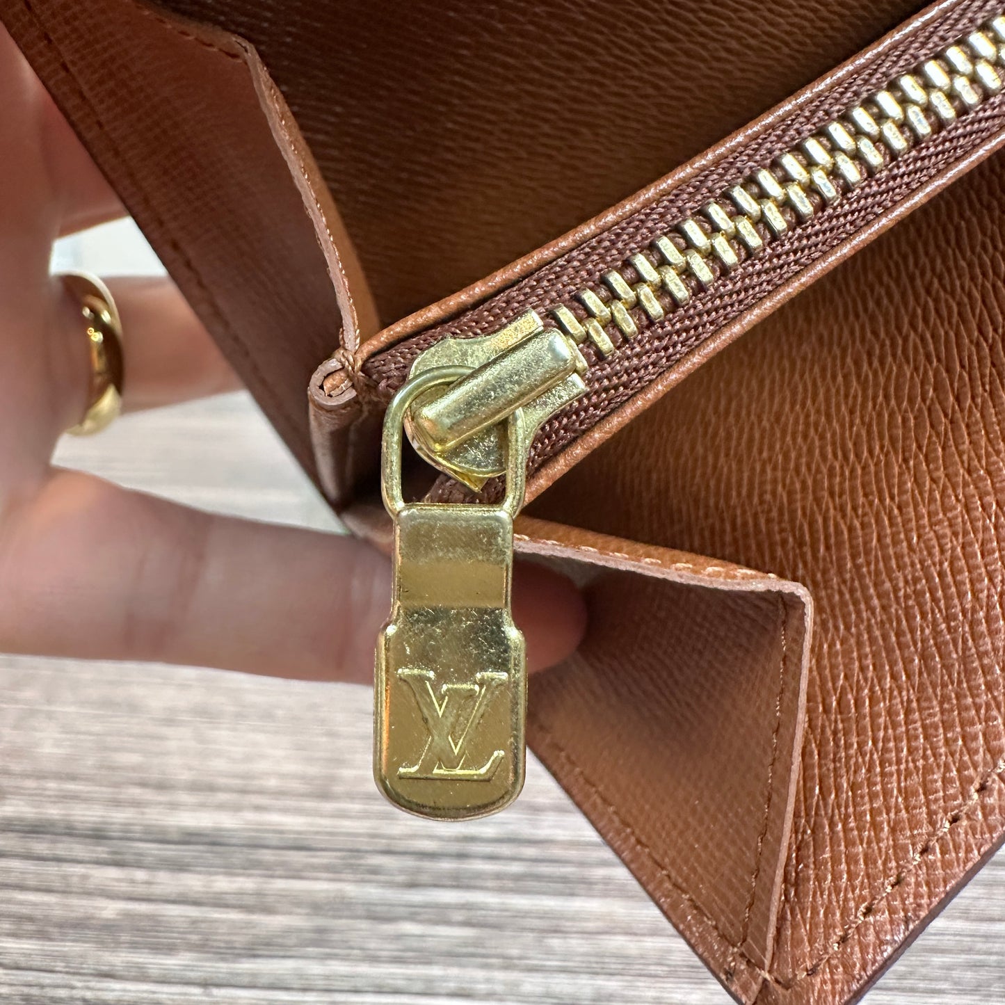 Louis Vuitton Monogram Sarah Wallet Old Model