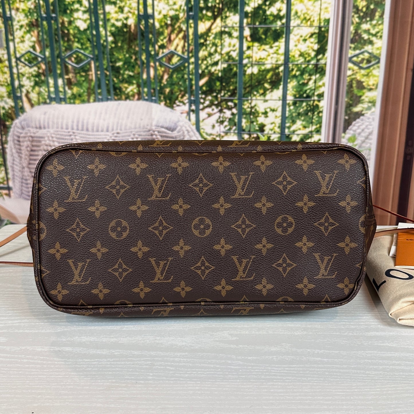 Louis Vuitton Monogram Neverfull MM Cerise