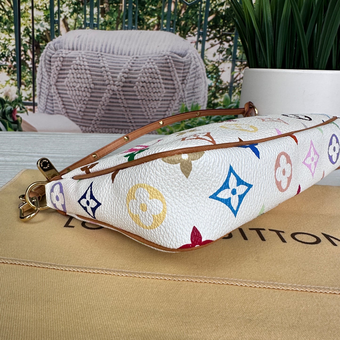 Louis Vuitton Murakami White Multicolor Pochette Accessories
