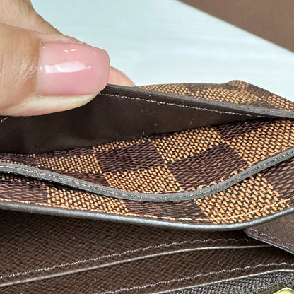 Louis Vuitton Damier Sarah Wallet New Model