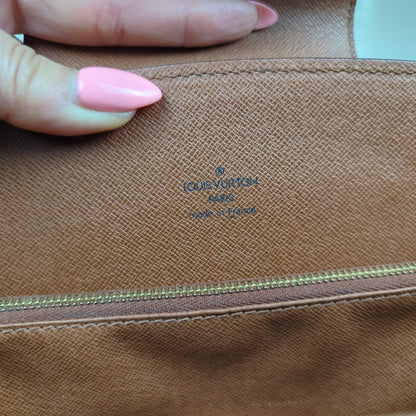 Louis Vuitton Courcelles Monogram