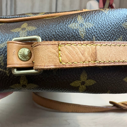 Louis Vuitton Monogram Trocadero 27 Crossbody Bag
