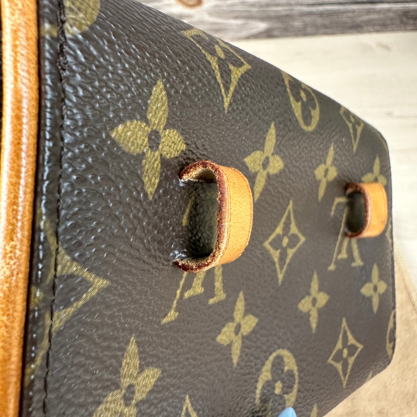 Louis Vuitton Florentine Pochette Belt Bag
