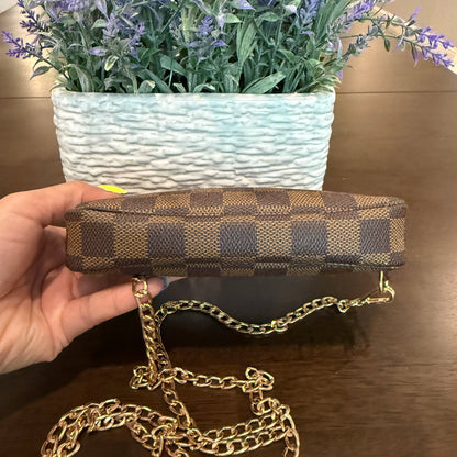 Damier Ebene Marais Pochette