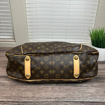Louis Vuitton Monogram Galliera GM Hobo