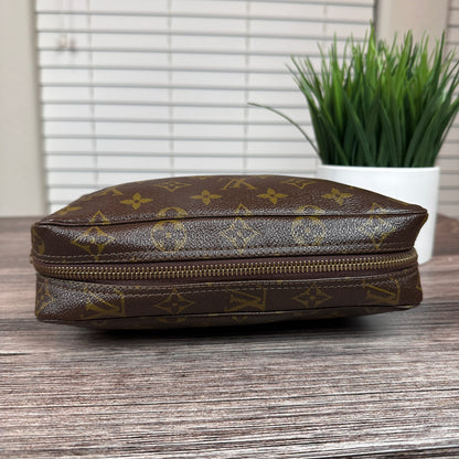 Louis Vuitton Trousse 23 Cosmetic Pouch