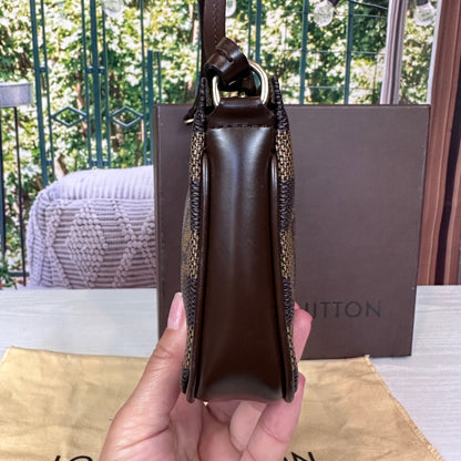 Louis Vuitton Damier Ebene Navona Pochette Accessories