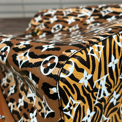 Louis Vuitton Limited Edition Monogram Giant Jungle NéoNoé