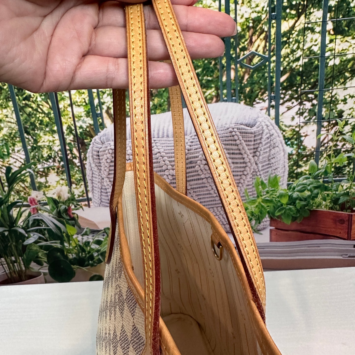 Louis Vuitton Azur Neverfull PM