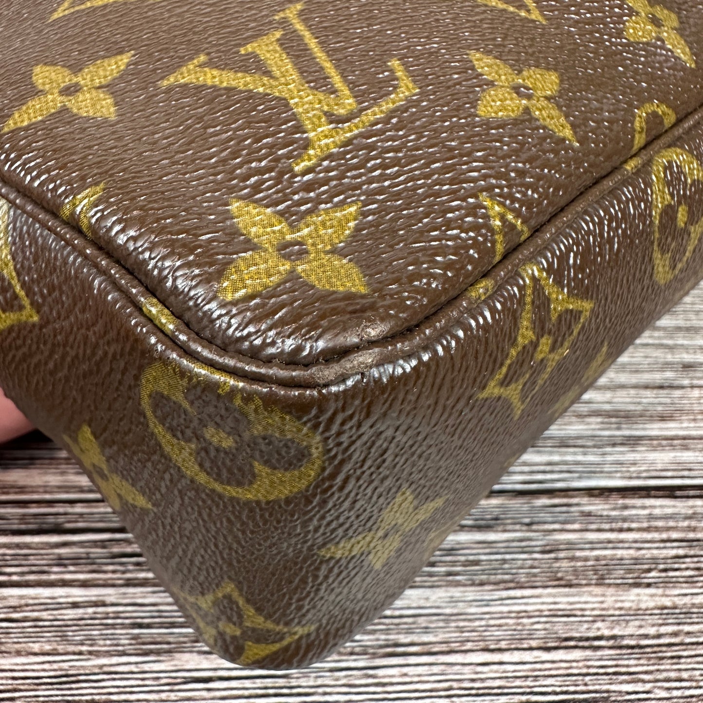 Louis Vuitton Trousse 23 Cosmetic Pouch