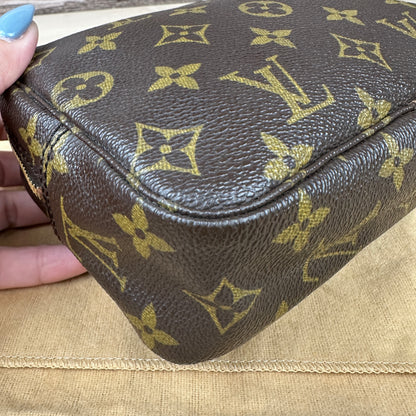 Louis Vuitton Trousse 18 Monogram