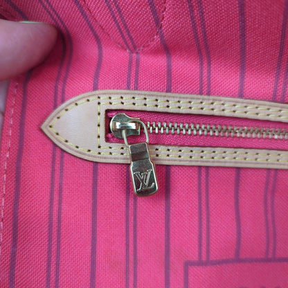 Louis Vuitton Limited Edition Grenade Pink V Neverfull MM