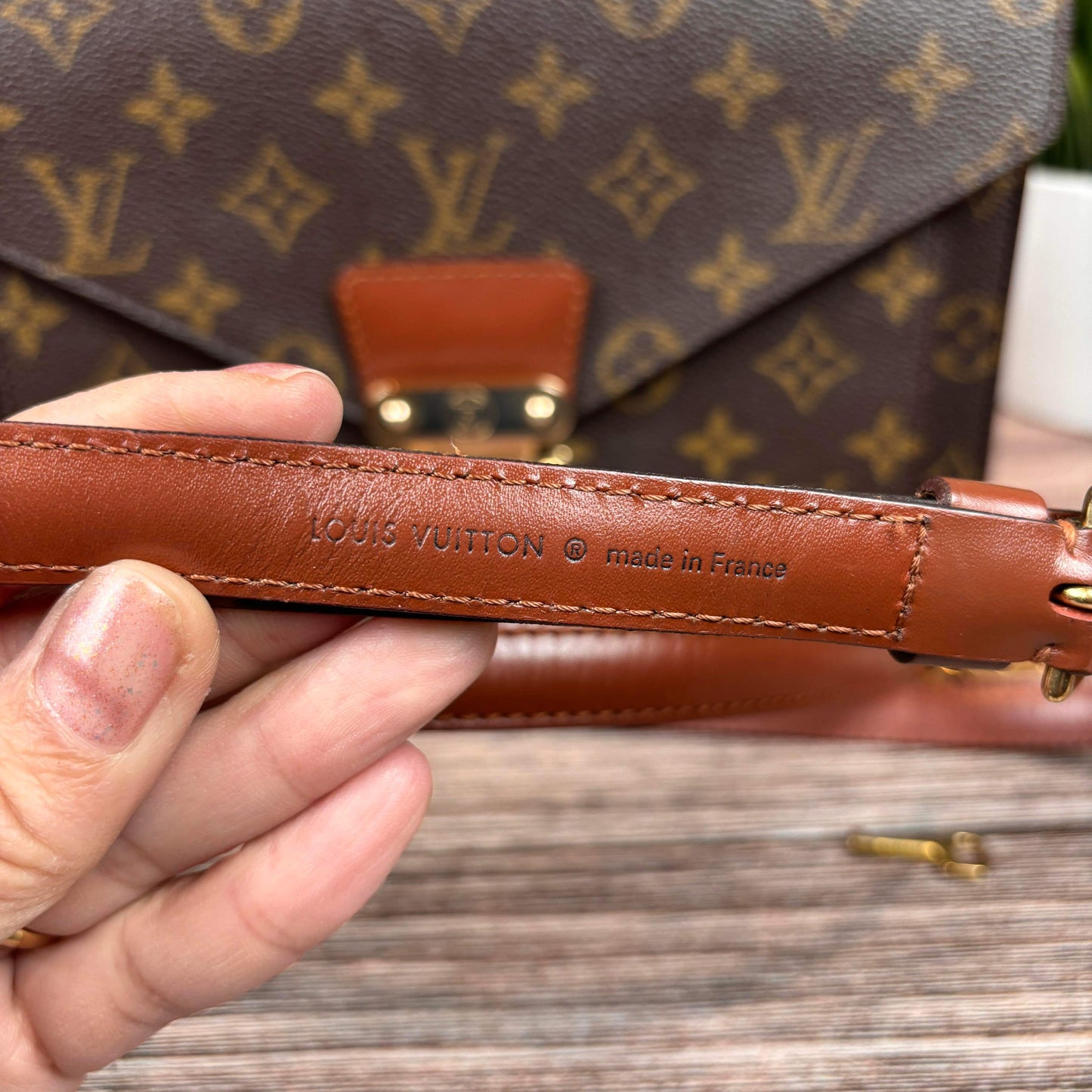 Louis Vuitton Monceau 26 Briefcase Bag