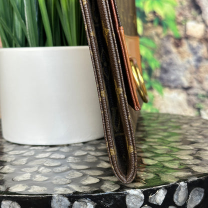 Louis Vuitton Lena Clutch