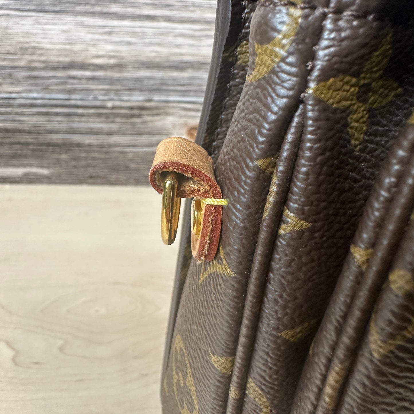 Louis Vuitton Monogram Pochette Metis