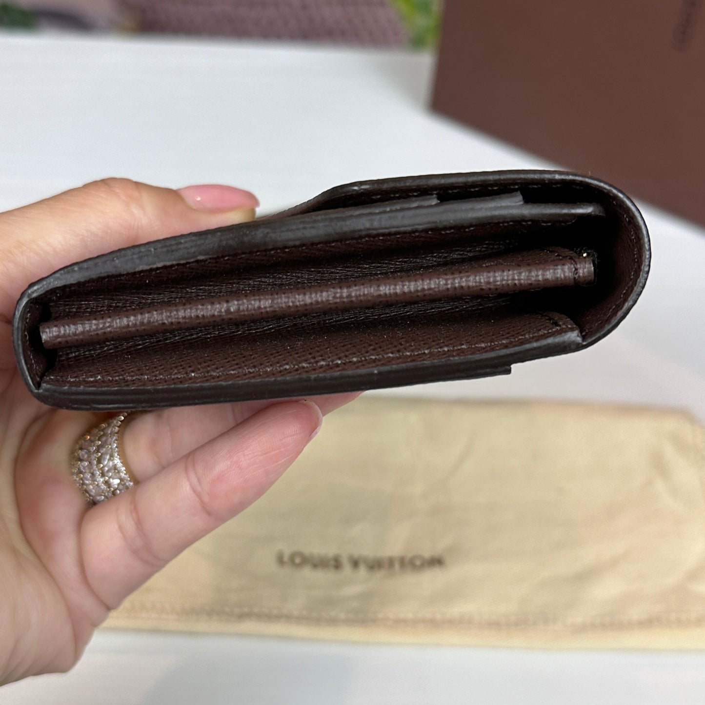 Louis Vuitton Damier Sarah Wallet New Model