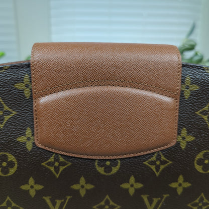 Louis Vuitton Courcelles Monogram