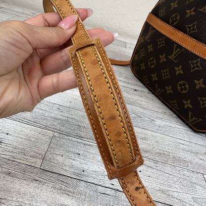 Louis Vuitton Monogram Sac Senlis