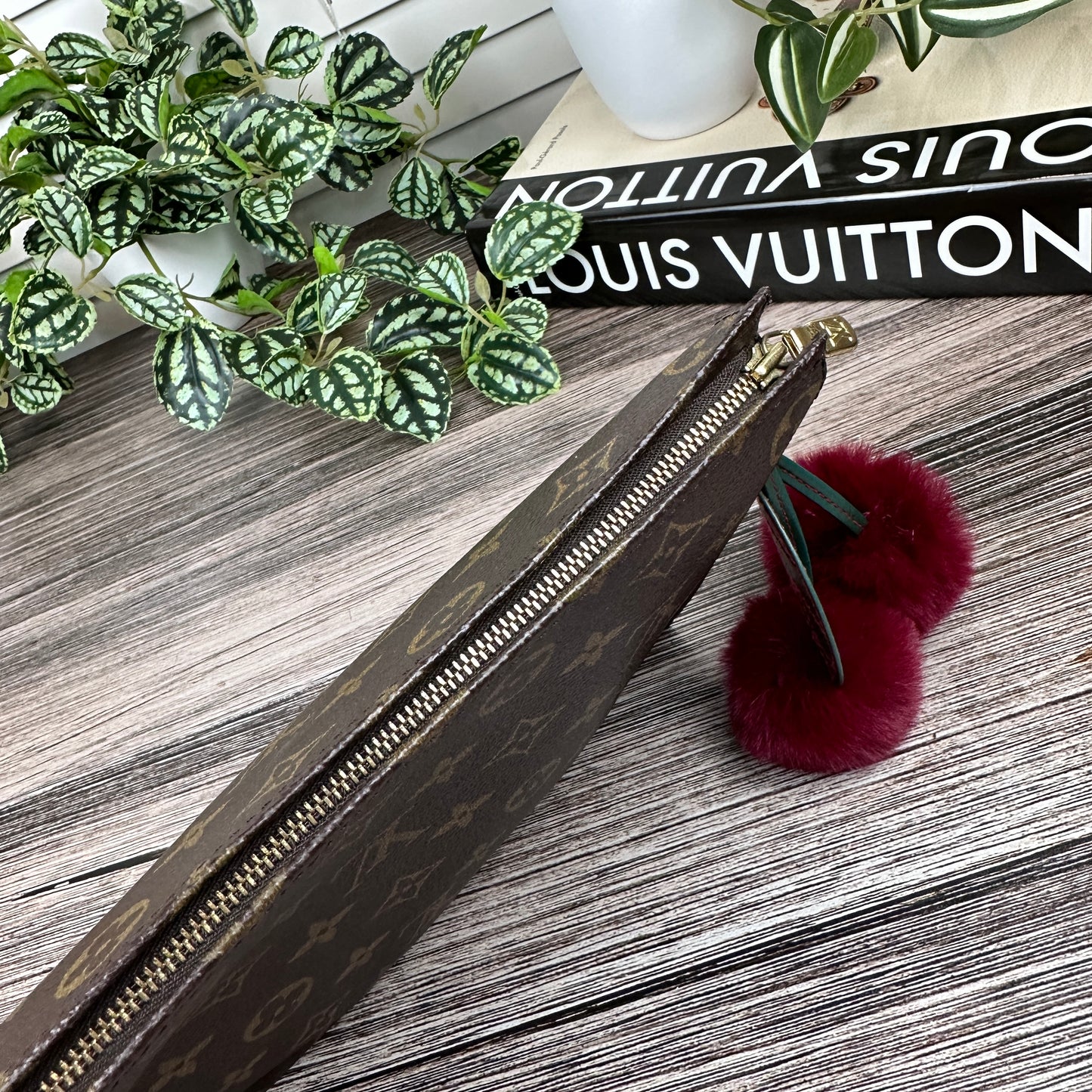 Louis Vuitton Vintage Toiletry 26 Monogram