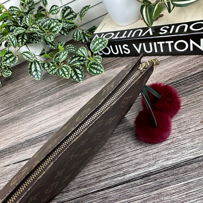 Louis Vuitton Vintage Toiletry 26 Monogram