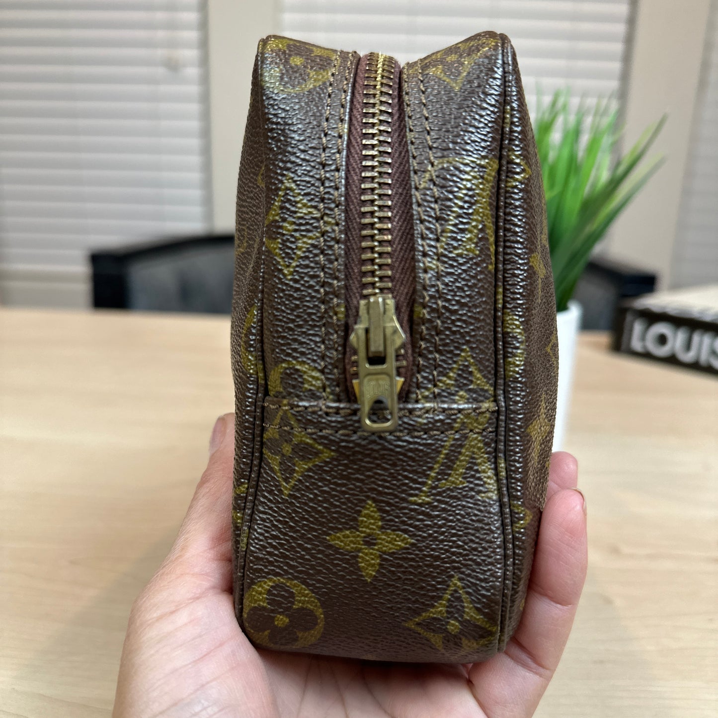 Louis Vuitton Vintage Trousse 23
