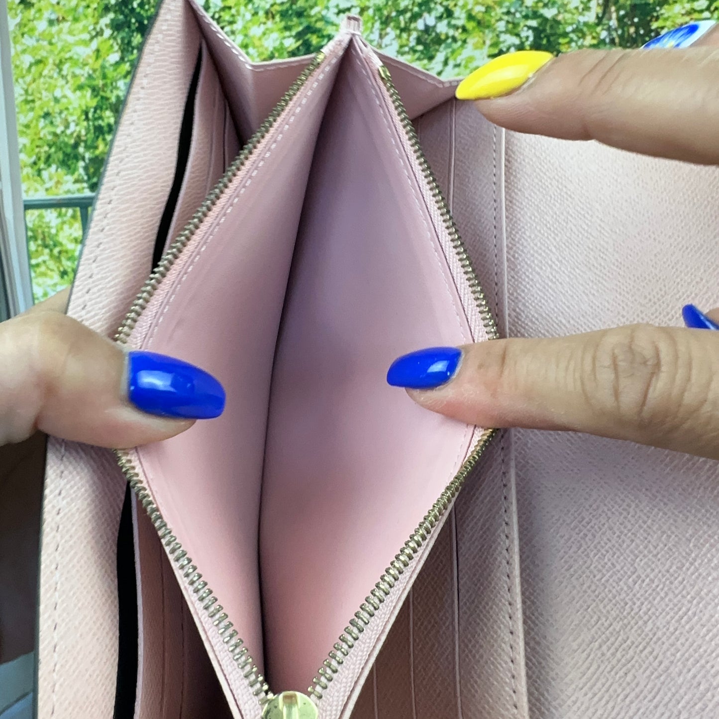 Louis Vuitton Damier Sarah Wallet Rose Ballerine