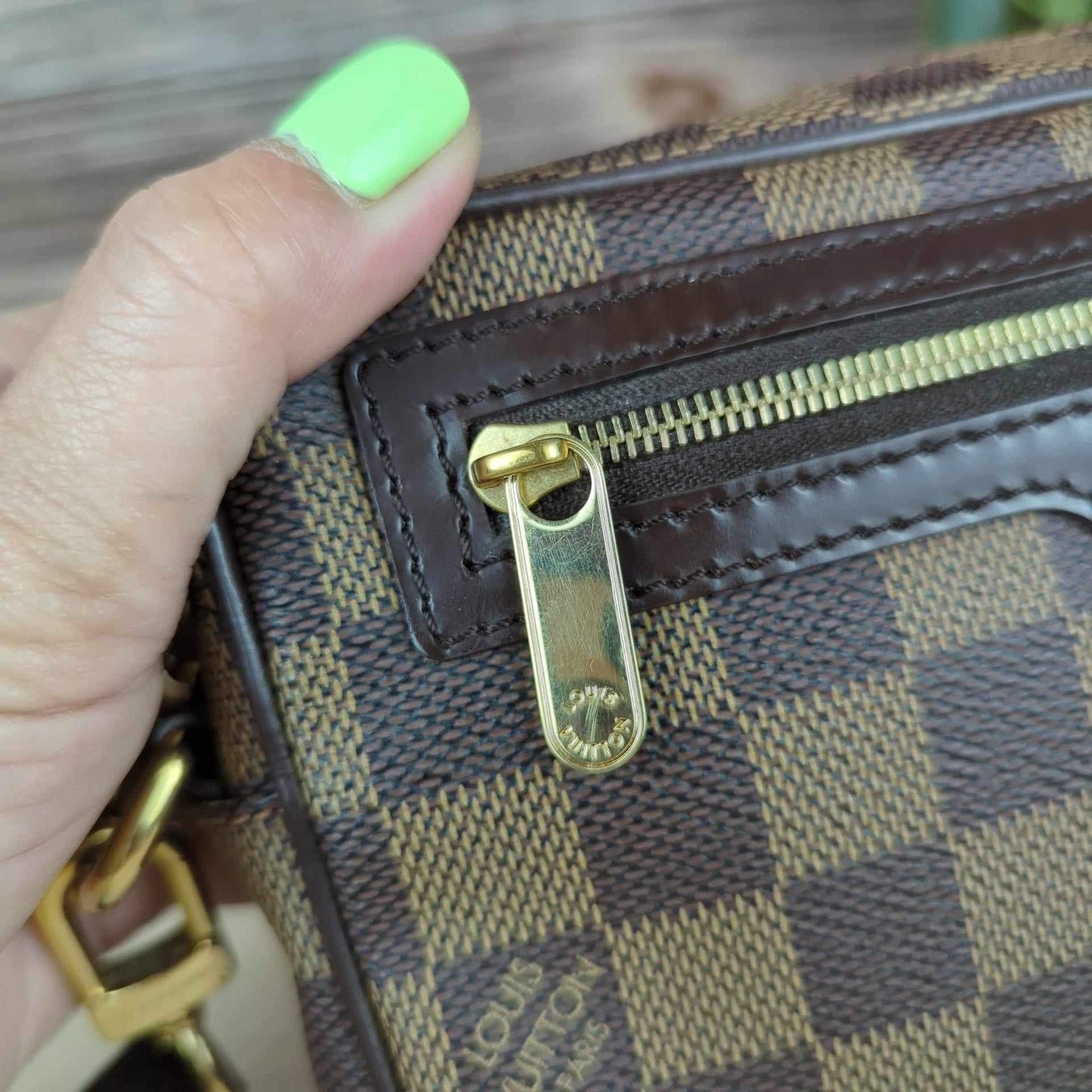 Louis Vuitton Damier Canvas Macao Wristlet Clutch