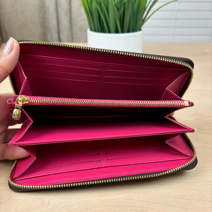 Louis Vuitton Limited Edition Christmas Zippy Wallet