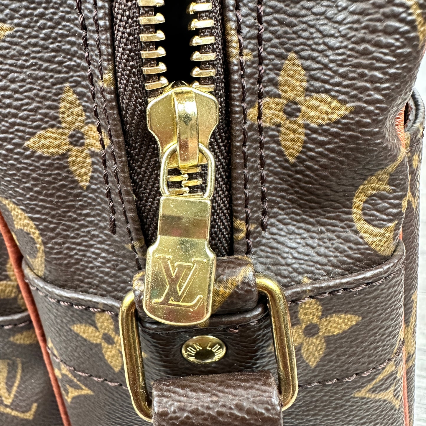 Louis Vuitton Monogram Sac Migrator Messenger Bag
