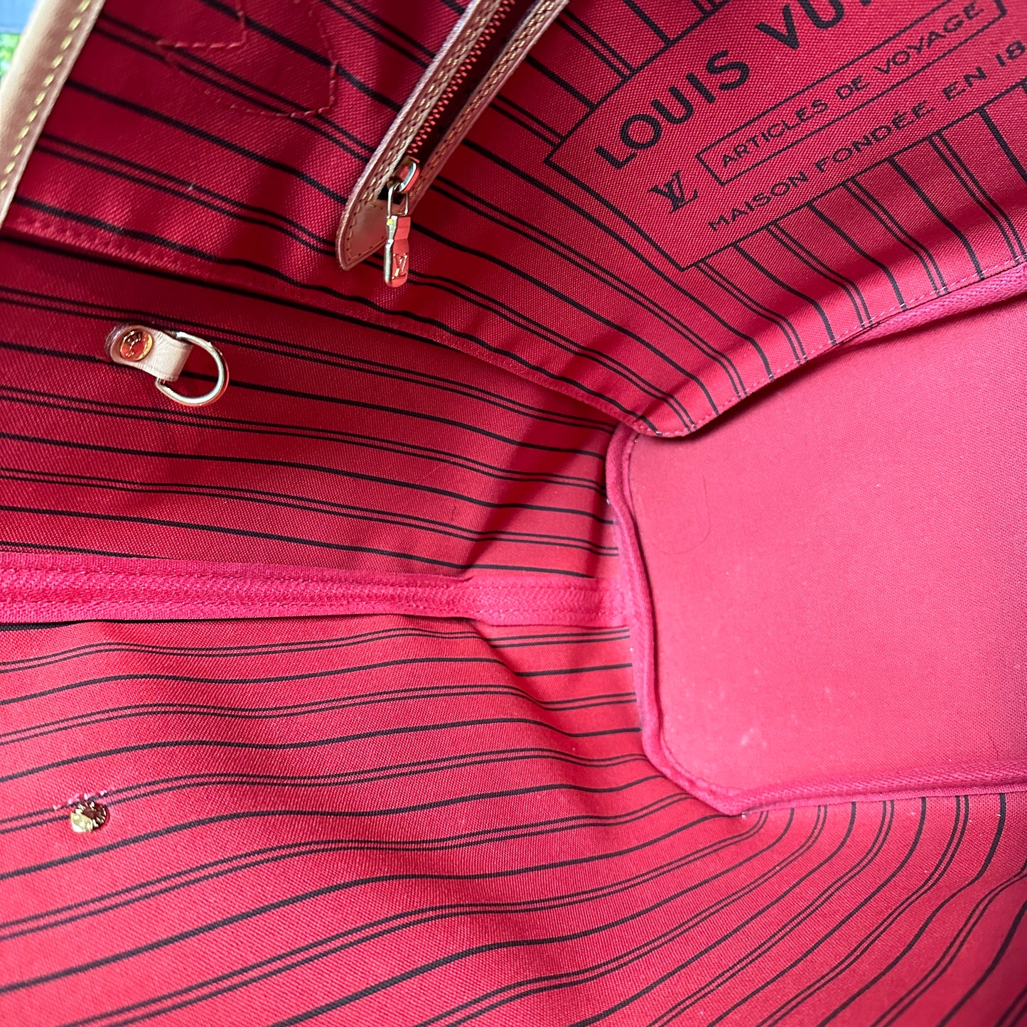 Louis Vuitton Monogram Neverfull MM Cerise