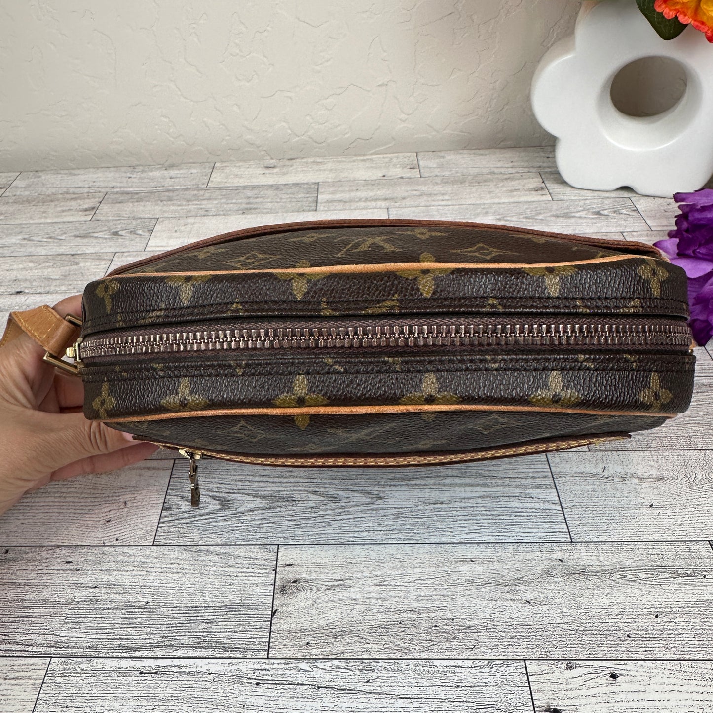 Louis Vuitton Monogram Sac Senlis