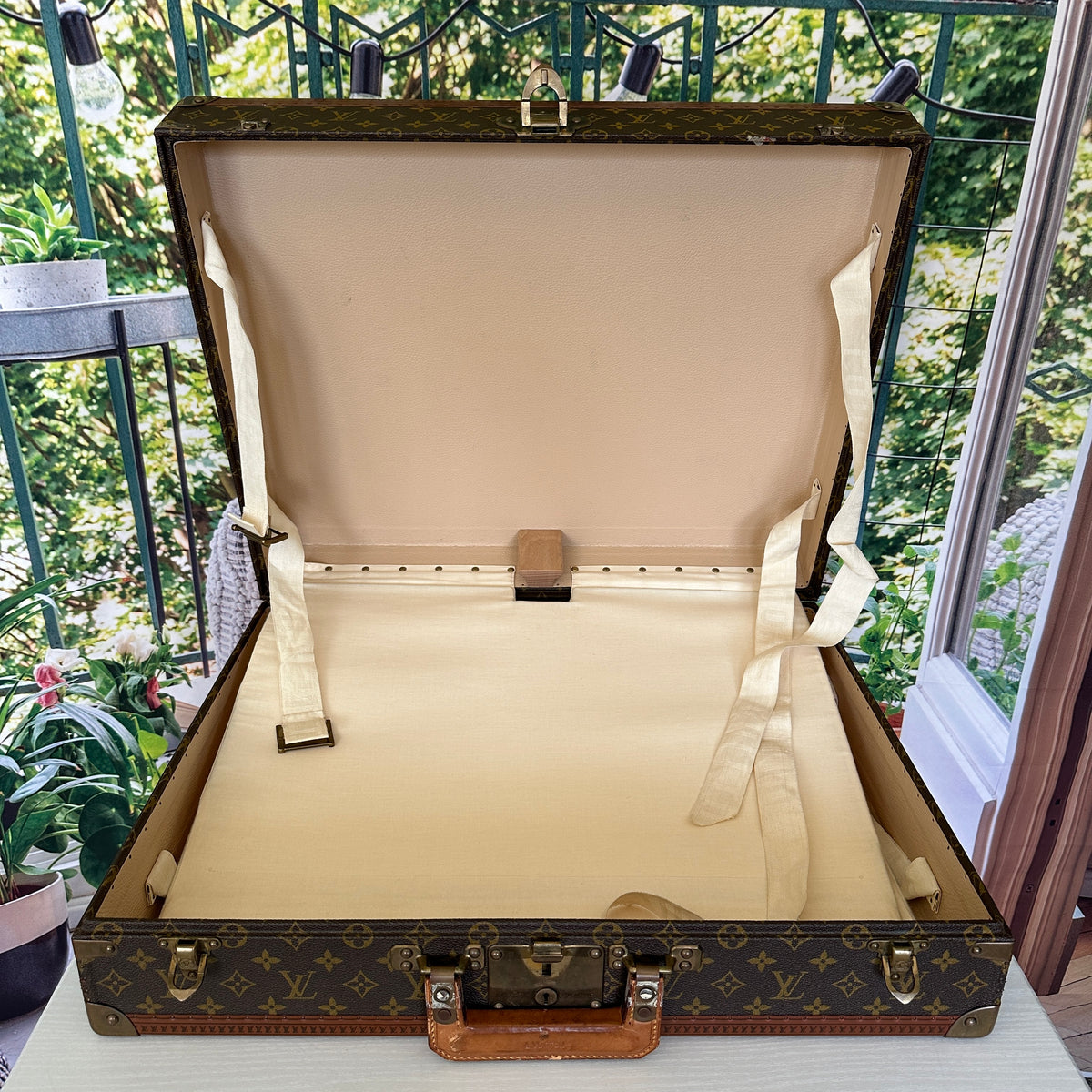 Louis Vuitton Vintage 1960 Monogram Bisten 60 Trunk