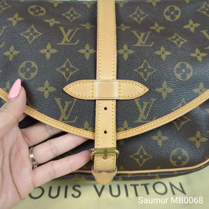 Louis Vuitton Monogram Saumur 30 Messenger Bag