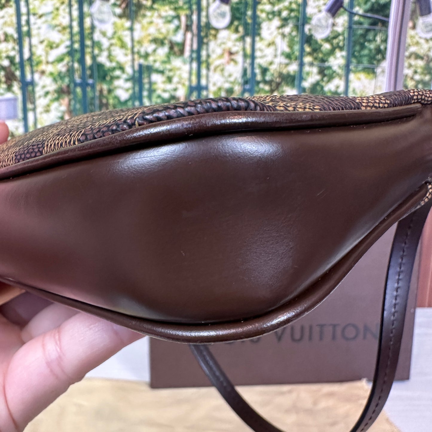 Louis Vuitton Damier Ebene Navona Pochette Accessories