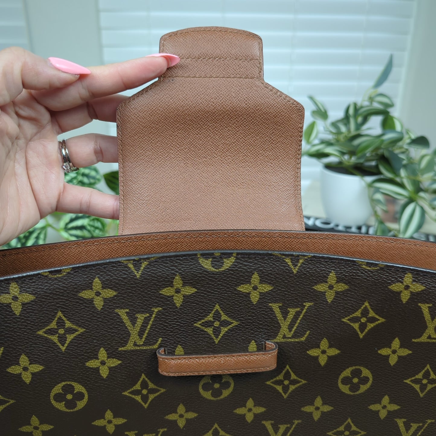 Louis Vuitton Courcelles Monogram