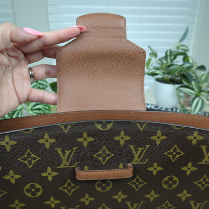Louis Vuitton Courcelles Monogram