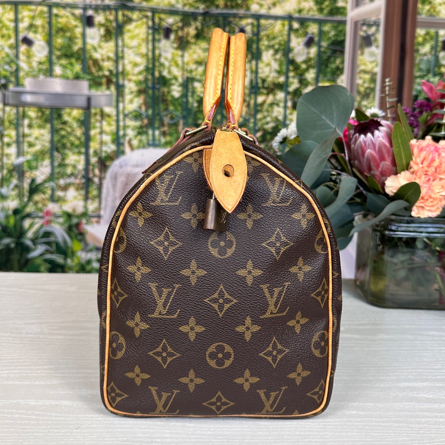 Louis Vuitton Monogram Speedy 30