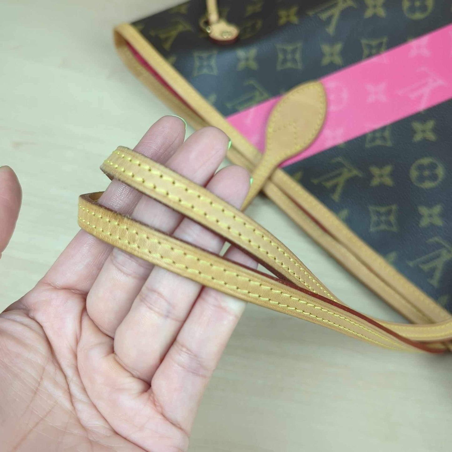 Louis Vuitton Limited Edition Grenade Pink V Neverfull MM