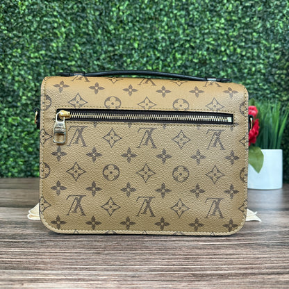 Louis Vuitton Reverse Monogram Pochette Metis