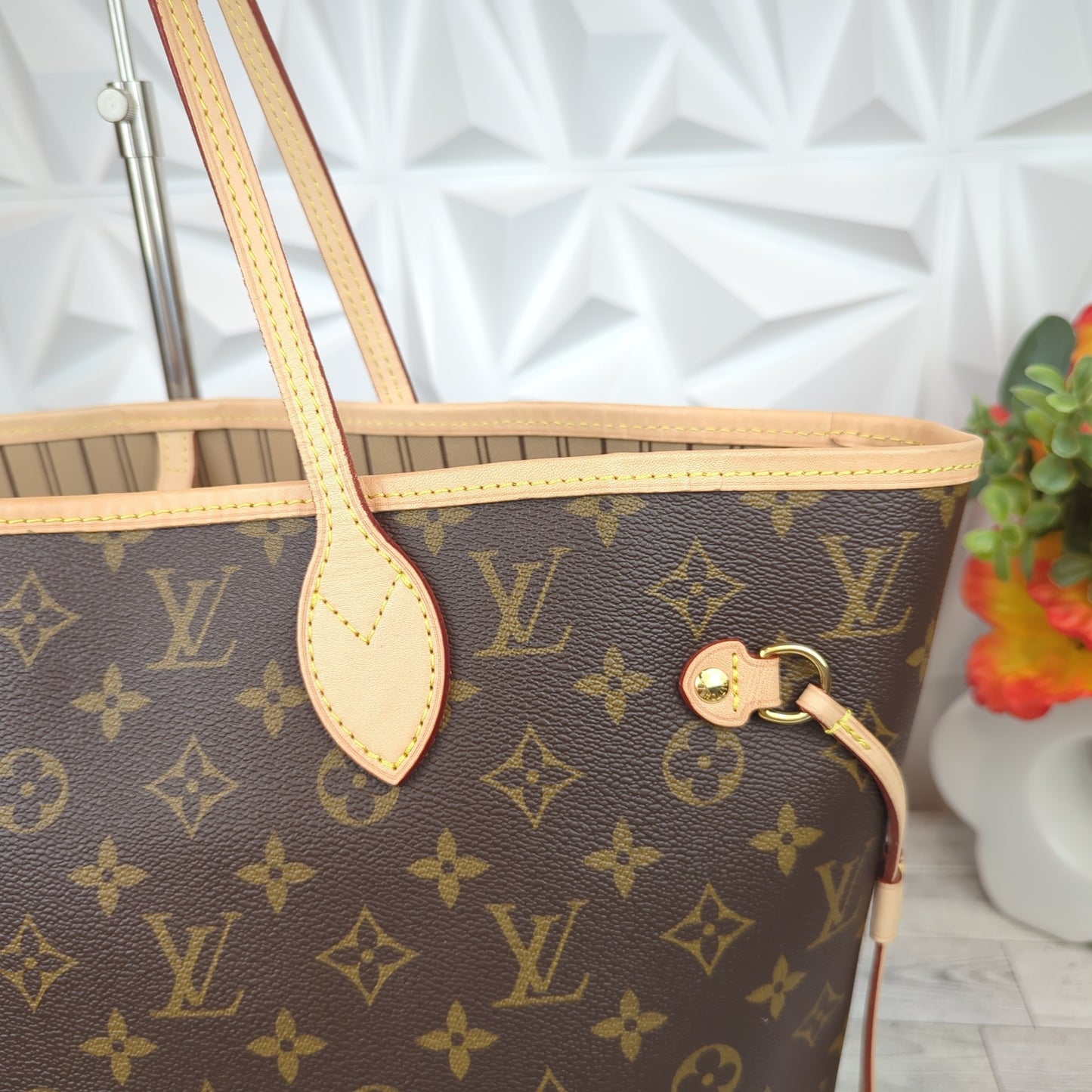 Louis Vuitton Neverfull MM Monogram