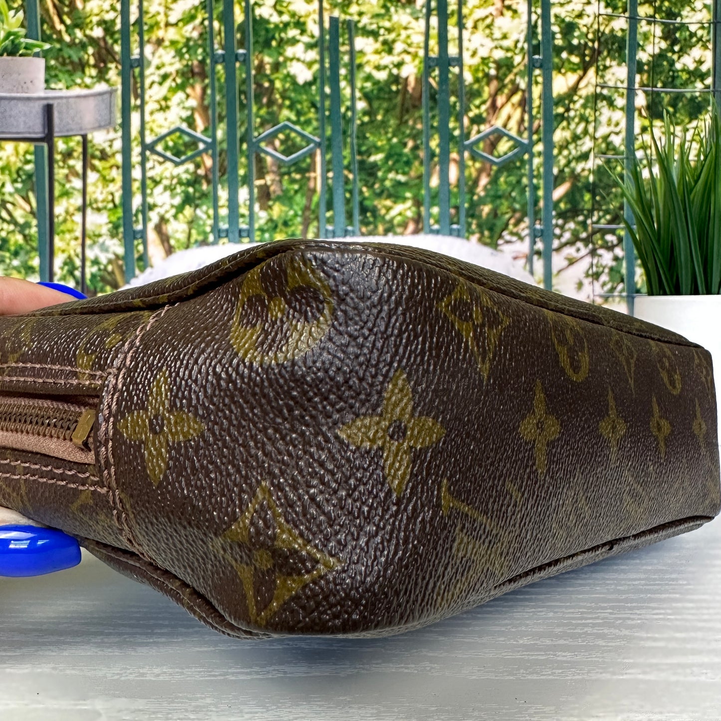 Louis Vuitton Trousse Toilet 23