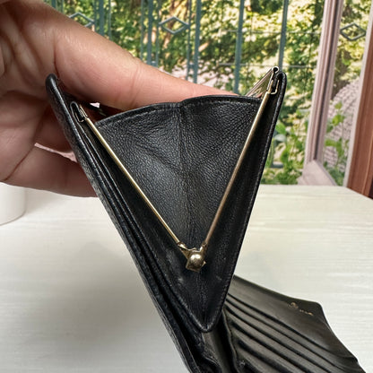 Chanel Black Caviar Leather Vintage Timeless CC French Wallet