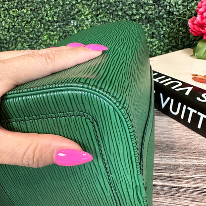 Louis Vuitton Speedy 25 Borneo Green Epi Leather