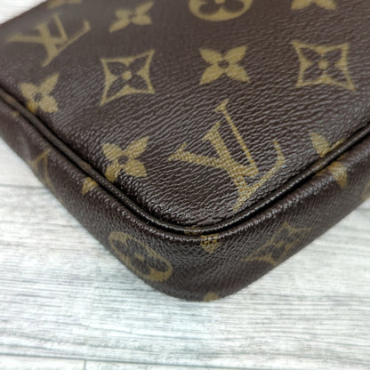 Louis Vuitton Pochette Accessories Monogram Canvas