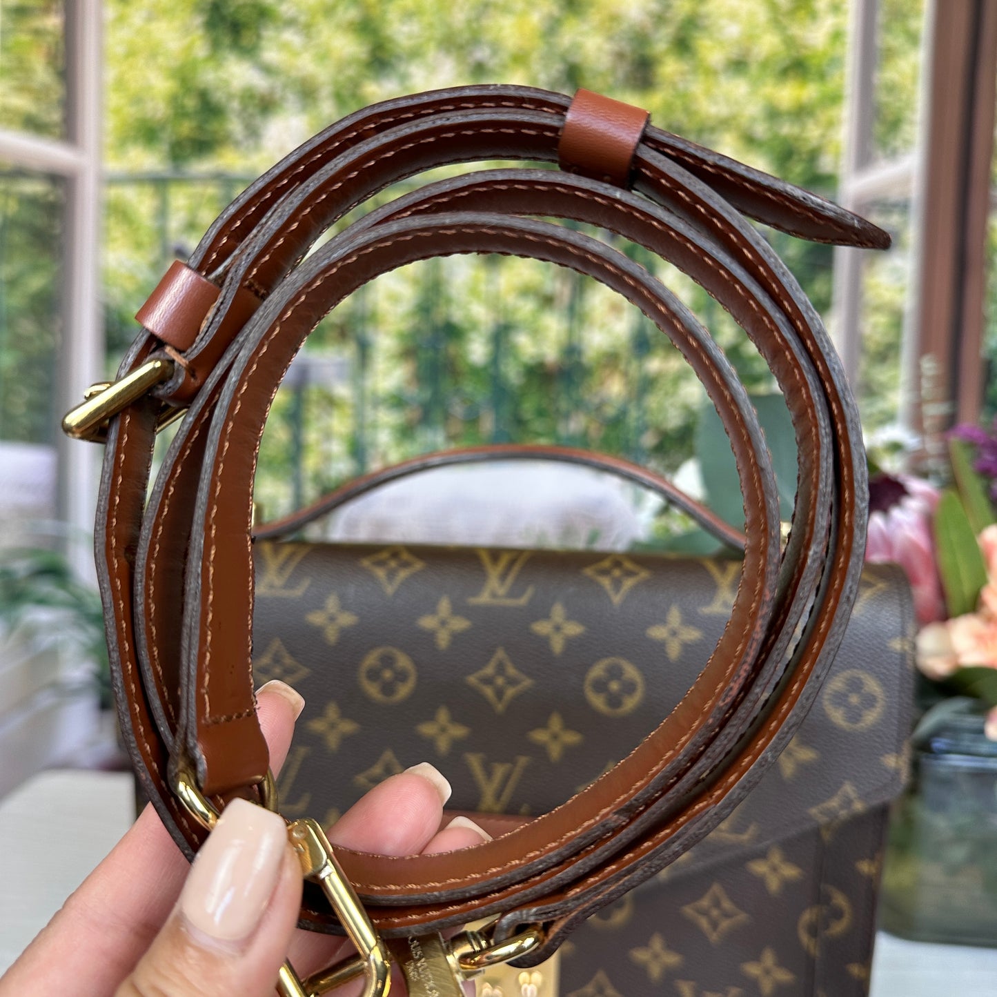 Louis Vuitton Vintage Monceau 28